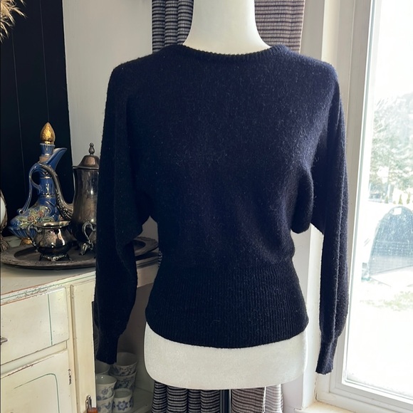 Women's Black Dolman Sleeve Crisscross Back Sweater True 80s Vintage - Picture 2 of 4